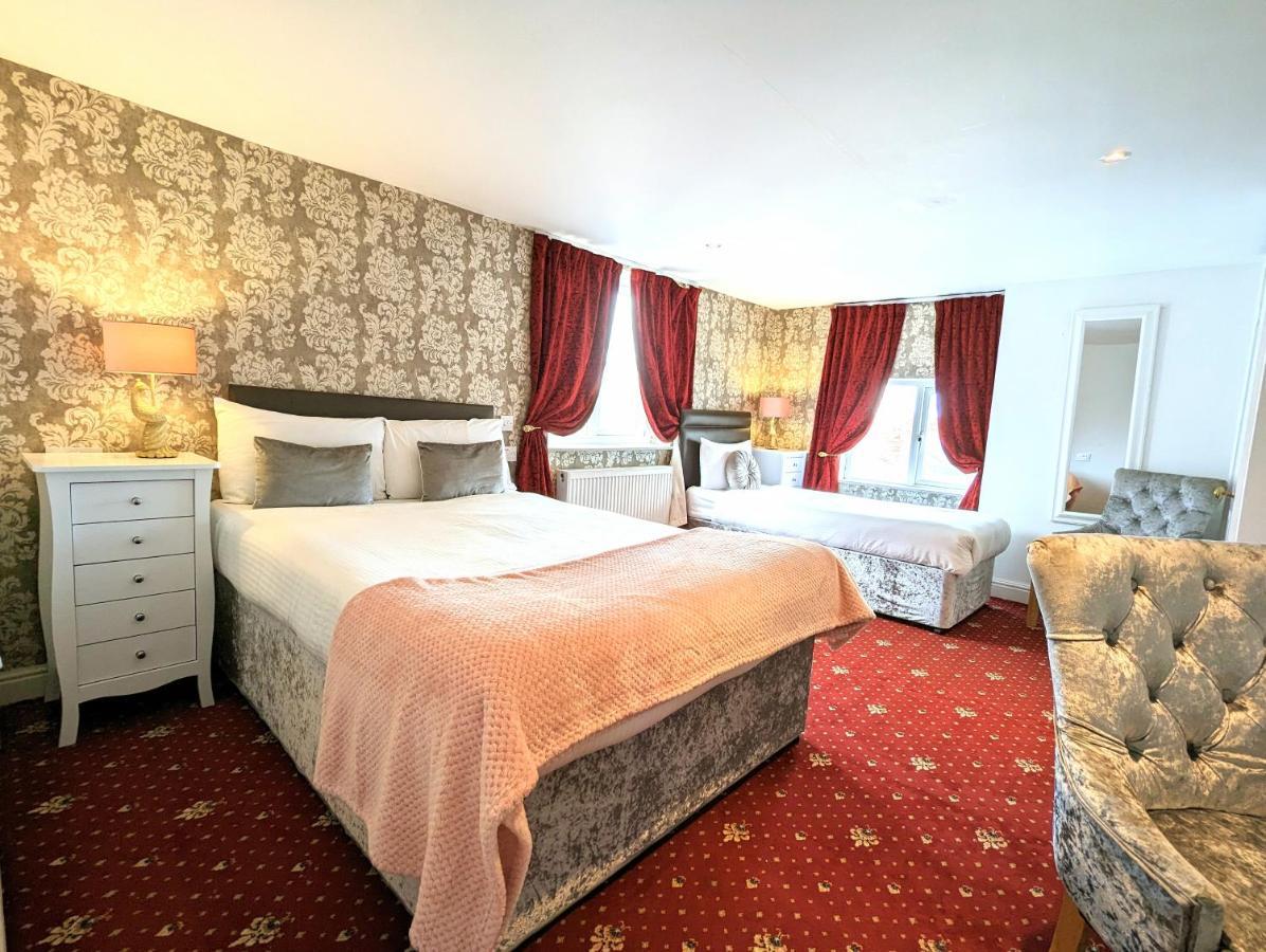 Brookside & Restaurant ,suitable For Solo Travelers, Couples, Families, Groups Education Trips & Contractors Welcome Hotel 3*