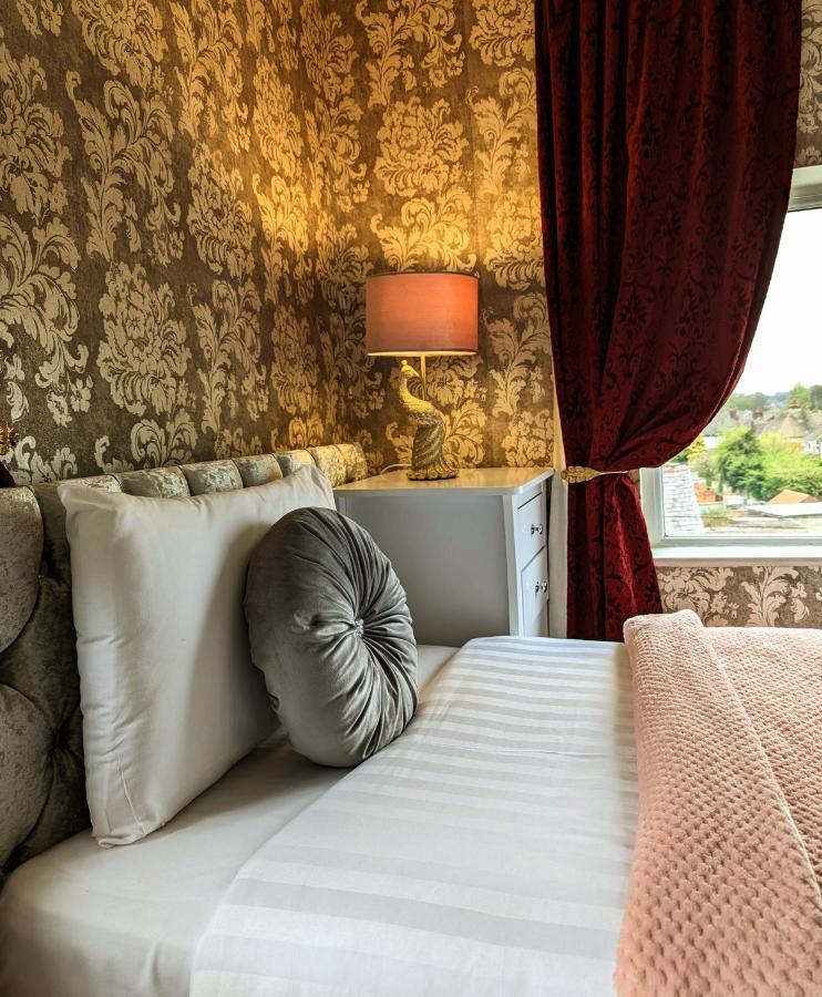Hotel Brookside & Restaurant 3*