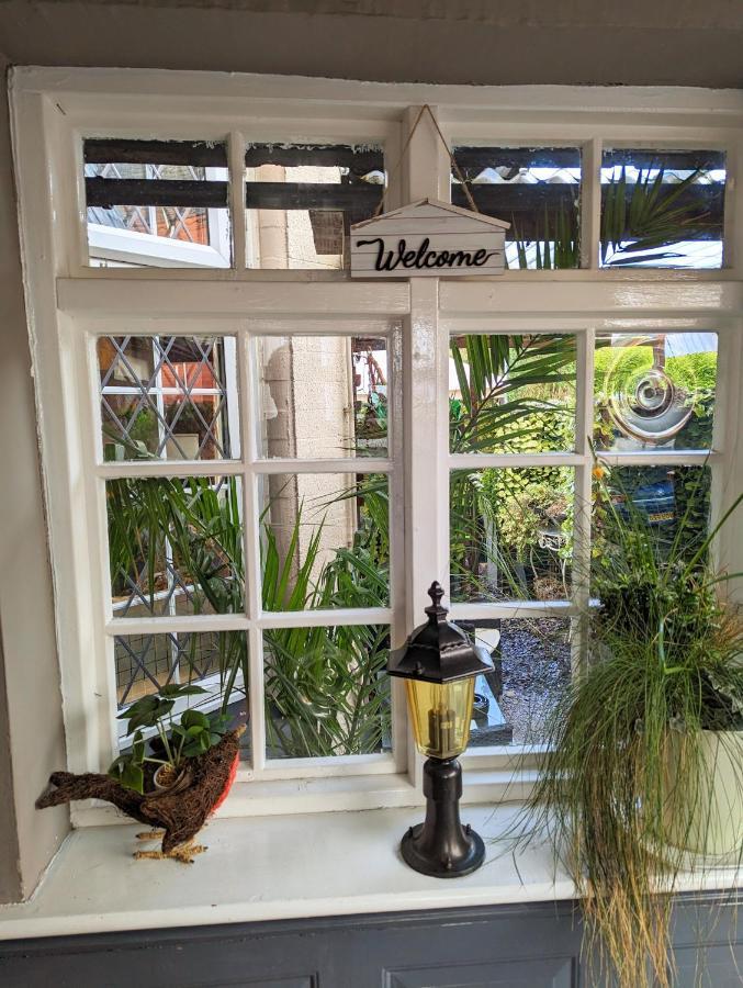 Hotel Brookside & Restaurant ,suitable For Solo Travelers, Couples, Families, Groups Education Trips & Contractors Welcome