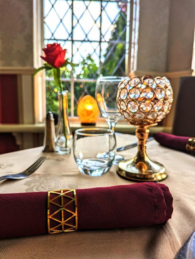 Brookside & Restaurant ,suitable For Solo Travelers, Couples, Families, Groups Education Trips & Contractors Welcome Chester