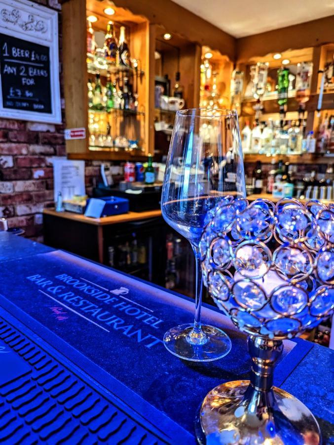 Brookside & Restaurant ,suitable For Solo Travelers, Couples, Families, Groups Education Trips & Contractors Welcome Hotel Chester
