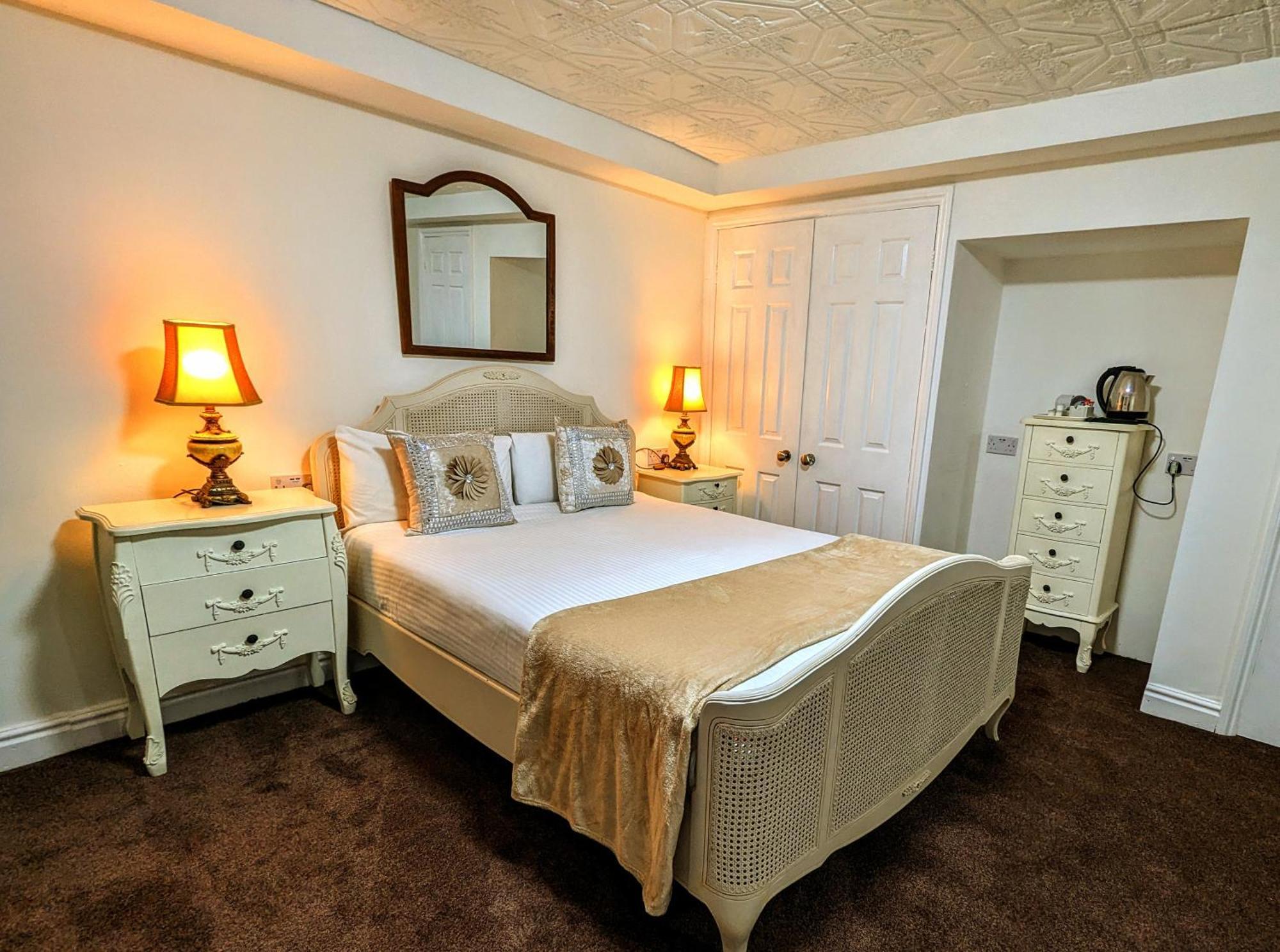 Hotel Brookside & Restaurant ,suitable For Solo Travelers, Couples, Families, Groups Education Trips & Contractors Welcome
