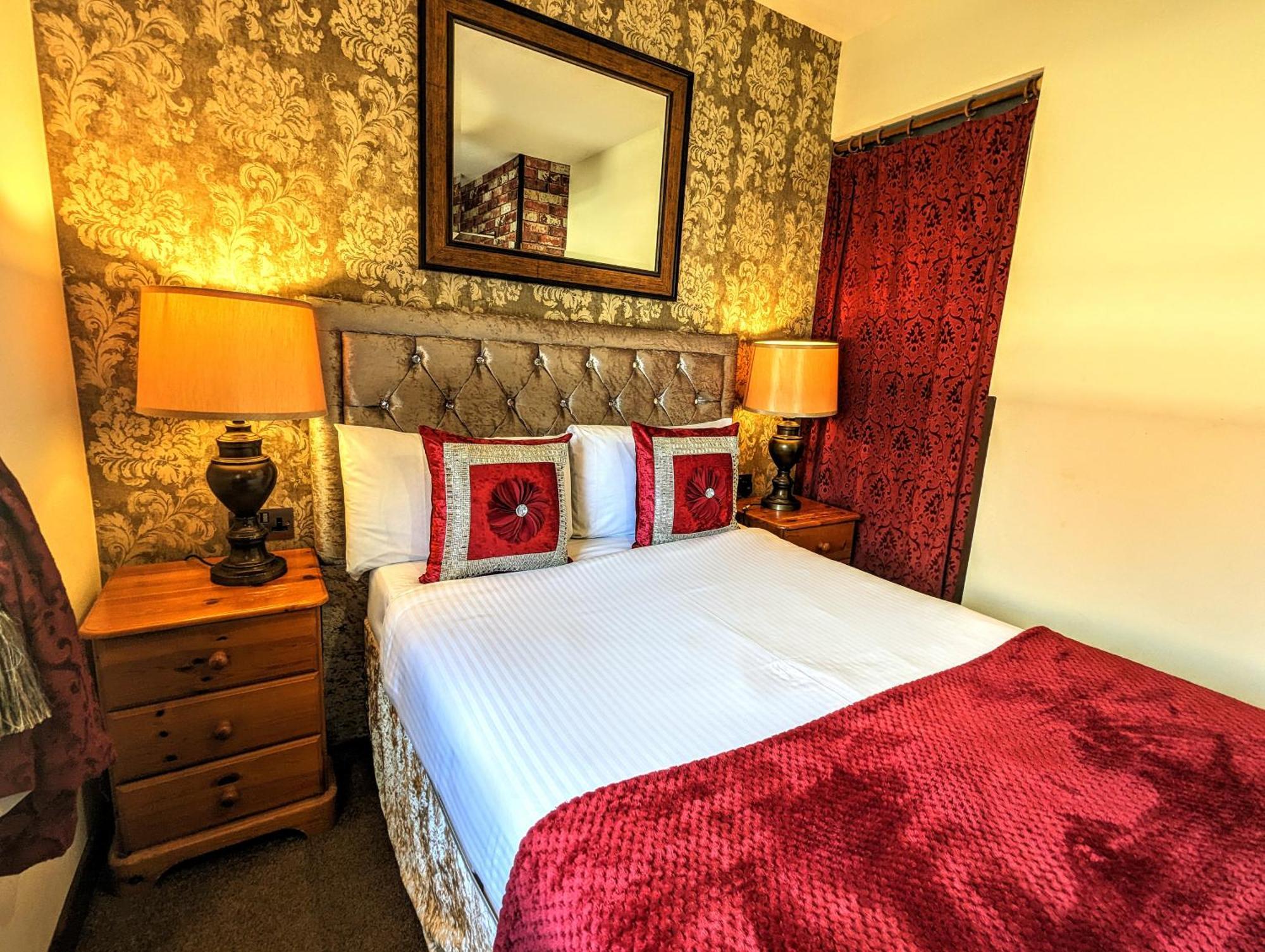 Brookside & Restaurant ,suitable For Solo Travelers, Couples, Families, Groups Education Trips & Contractors Welcome Hotel
