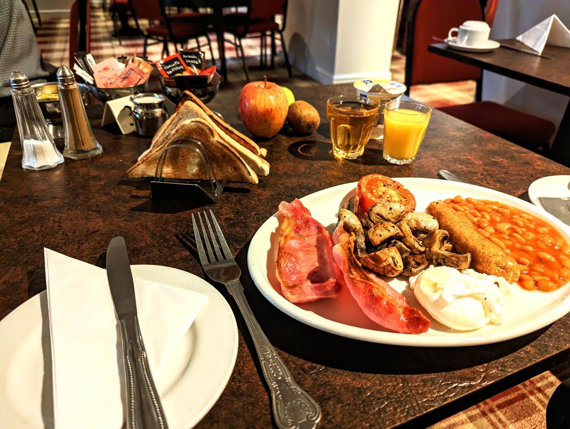Hotel Brookside & Restaurant ,suitable For Solo Travelers, Couples, Families, Groups Education Trips & Contractors Welcome 3*