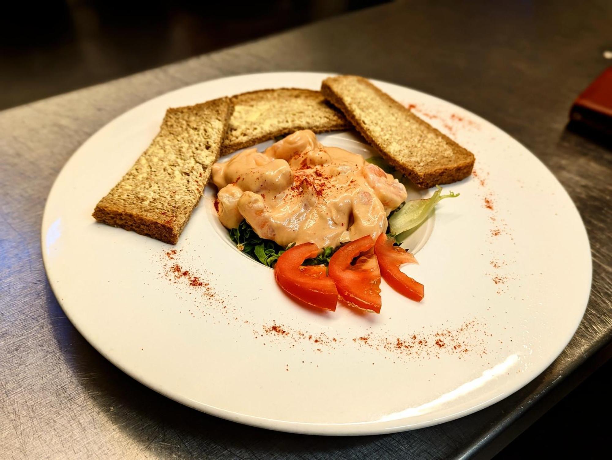 Brookside & Restaurant 3*